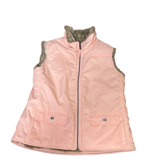 Gap vest, Reversable ,faux fur,cotton women med ,pockets ,blush pink ,no flaws - Picture 5 of 13